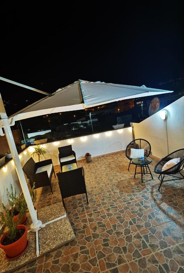 Appartamento Central Lipari  Bagian luar foto